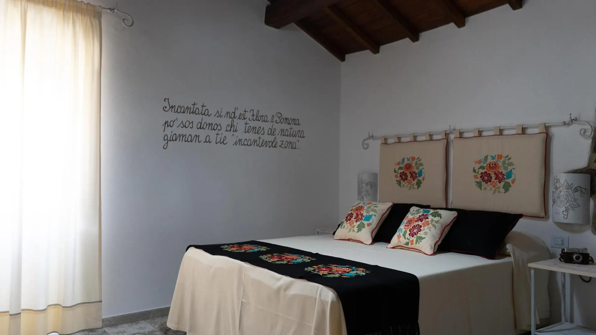 Badde Amena Affittacamere Suni Guest house